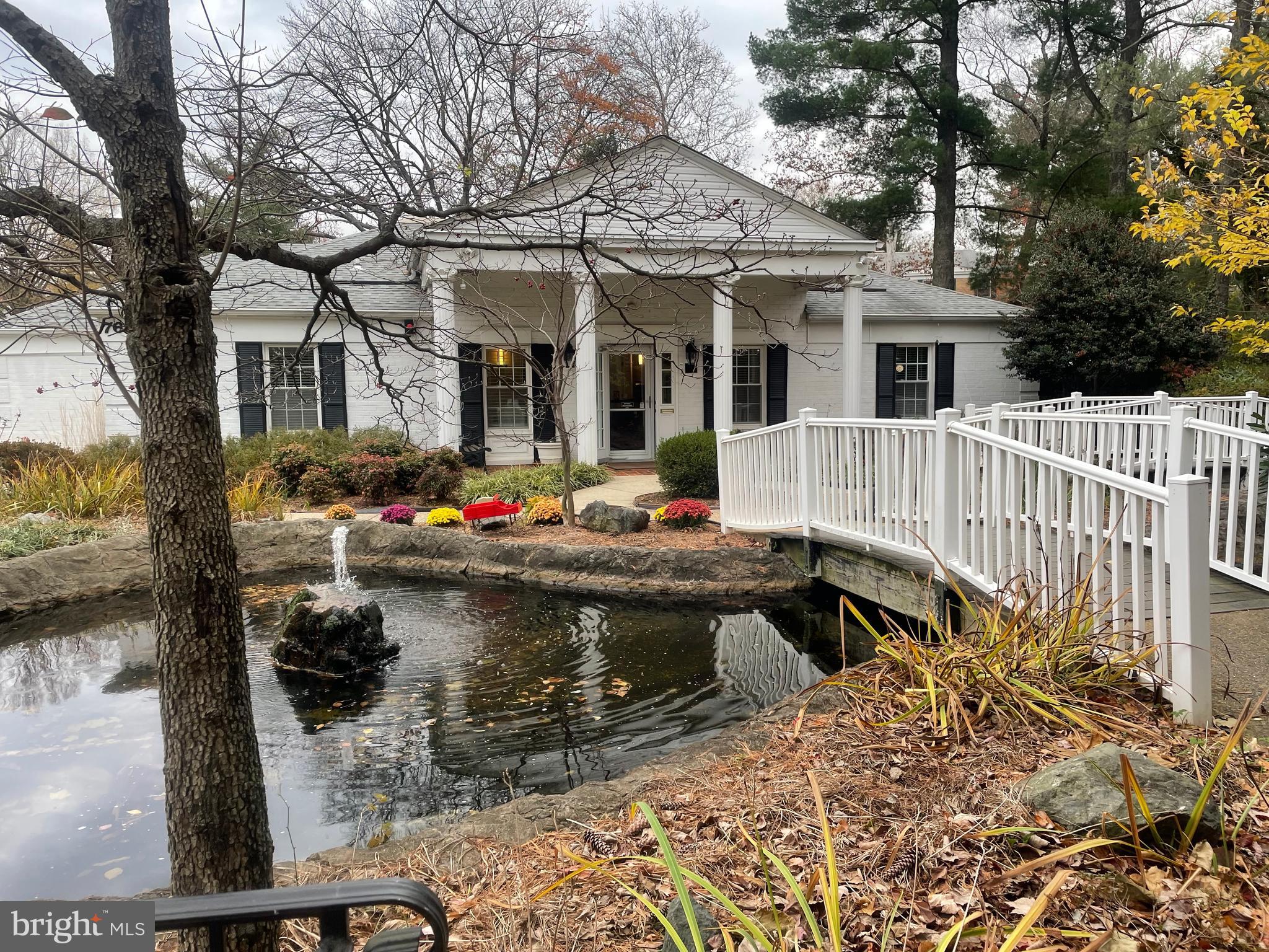 THE COLONIES - Residential