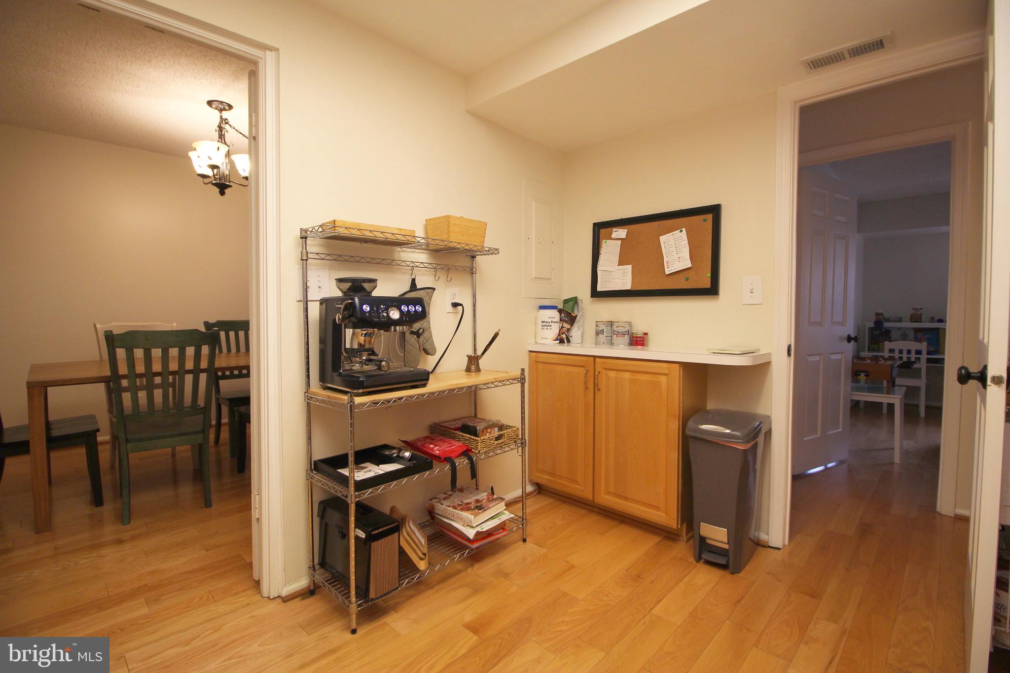 THE COLONIES - Residential