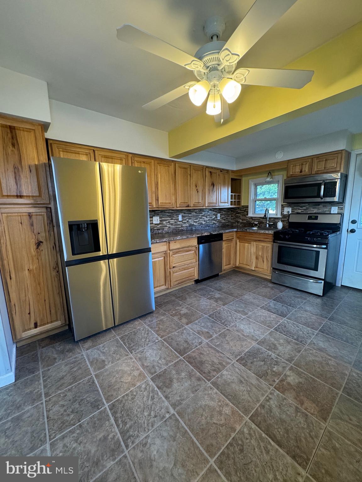 EASTERN TERRACE - Residential