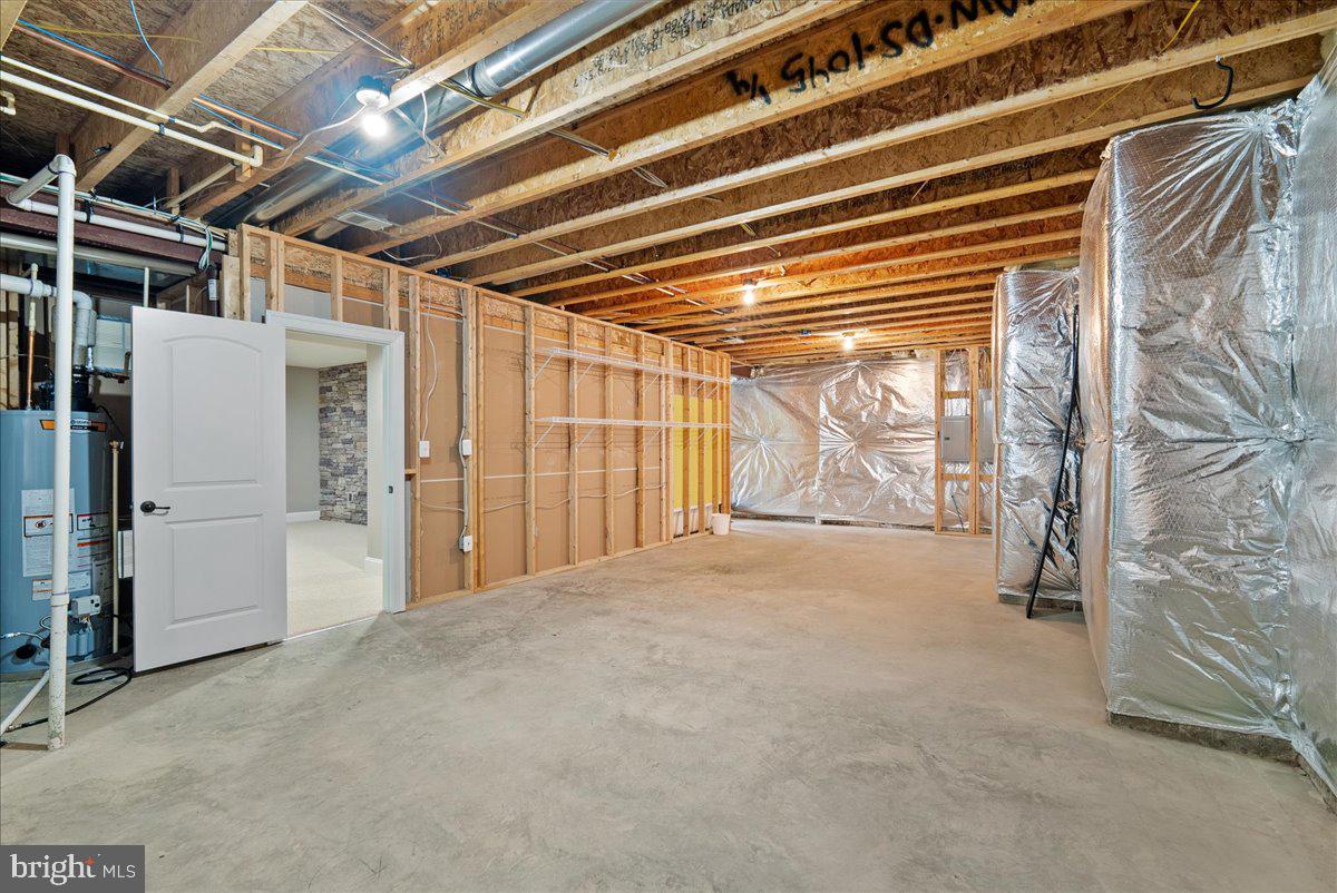 DAWSON'S CORNER - Residential