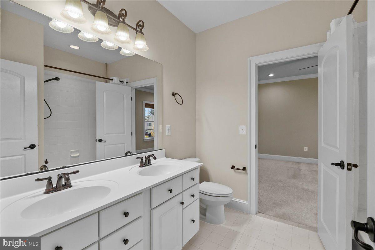 DAWSON'S CORNER - Residential