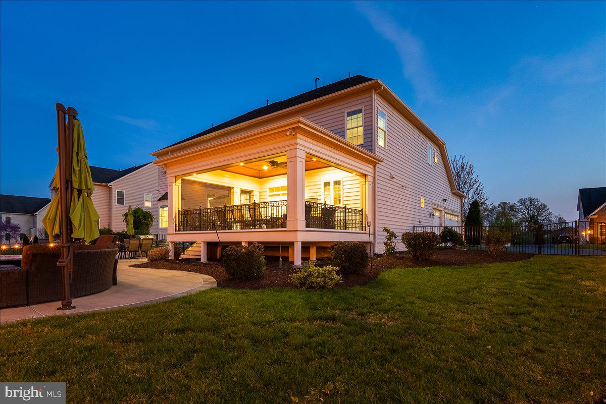 DAWSON'S CORNER - Residential