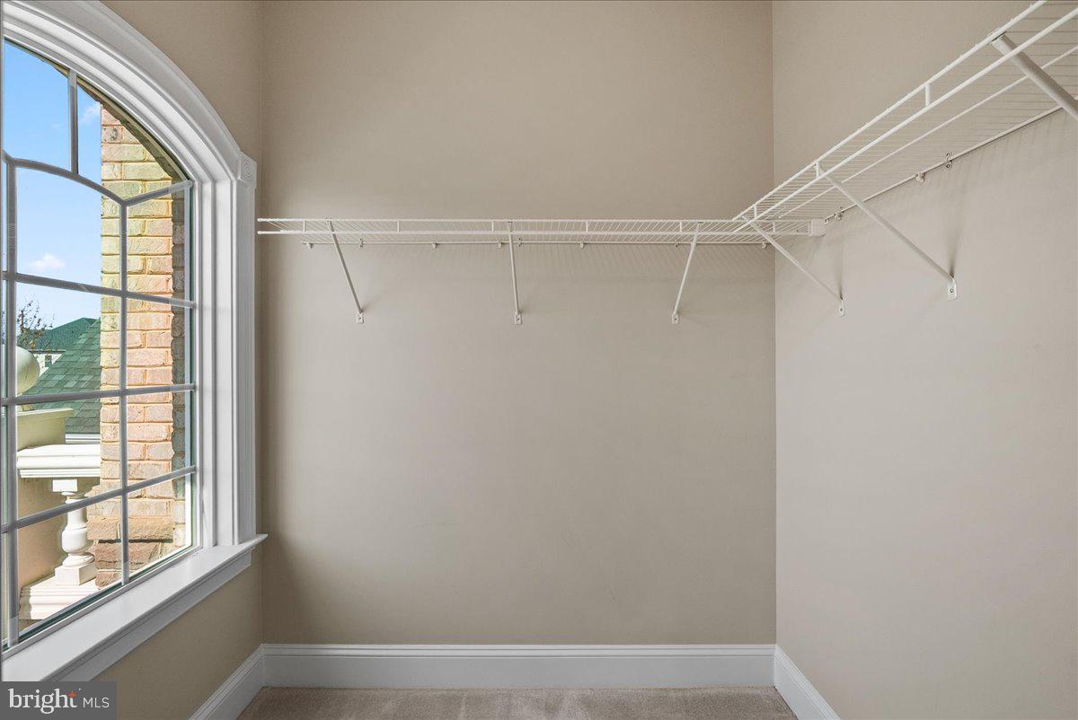 DAWSON'S CORNER - Residential