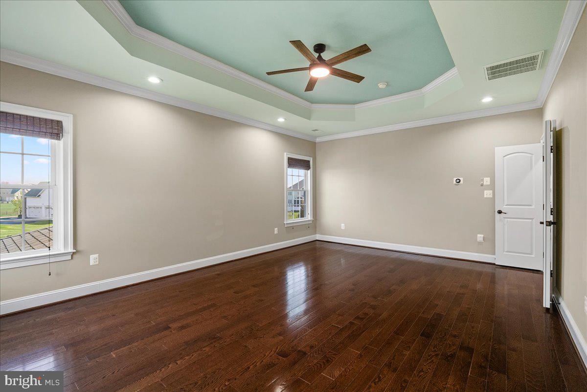 DAWSON'S CORNER - Residential