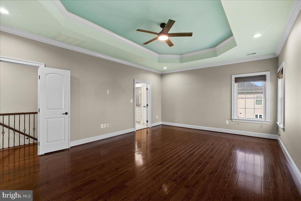 DAWSON'S CORNER - Residential