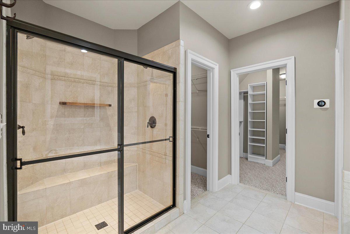 DAWSON'S CORNER - Residential