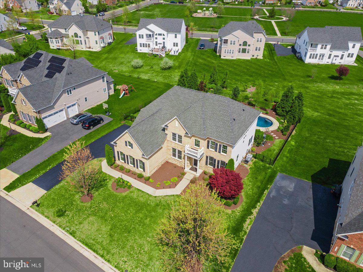 42470 FAWN MEADOW PLACE