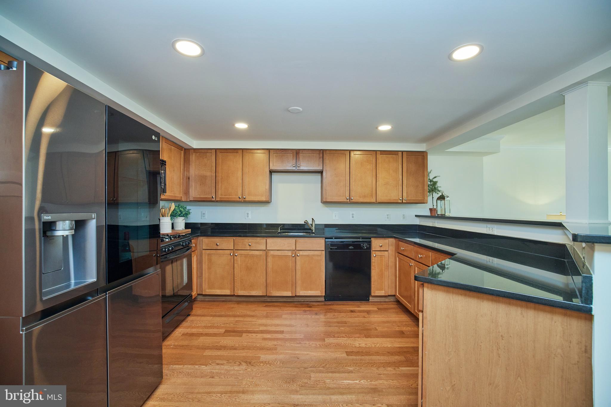 PARKSIDE AT ALEXANDRIA - Residential