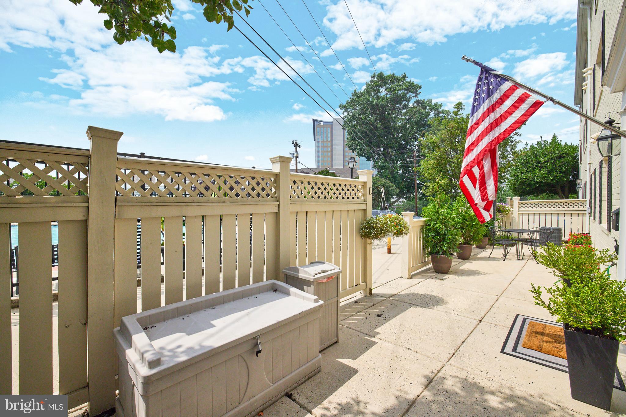 PARKSIDE AT ALEXANDRIA - Residential