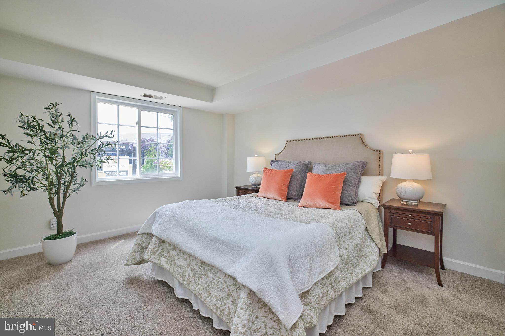 PARKSIDE AT ALEXANDRIA - Residential