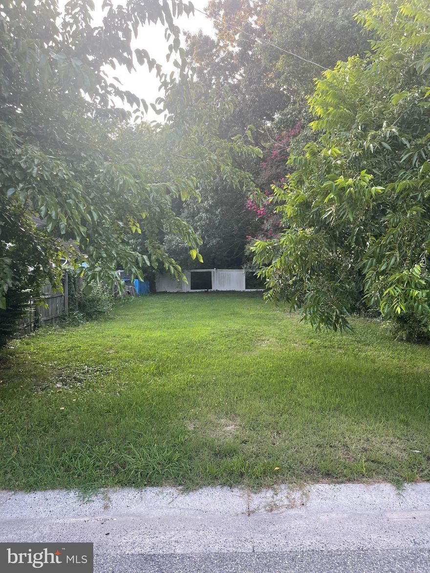 Discover an excellent opportunity to build in the heart of Cambridge! Whether you're planning a new build, investment property, or long-term hold, 611 Hubert St is a smart addition to your real estate portfolio. This property is just minutes from local amenities, dining, Great Marsh Park, local marinas, and also allows easy access to route 50 for commuting.  Come see this property today! Buyers and agents to do their own due diligence.