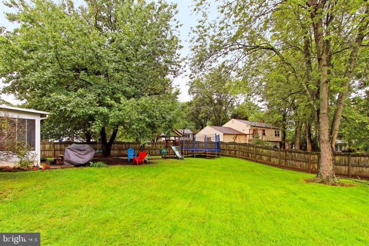 FOX MILL ESTATES - Residential Lease