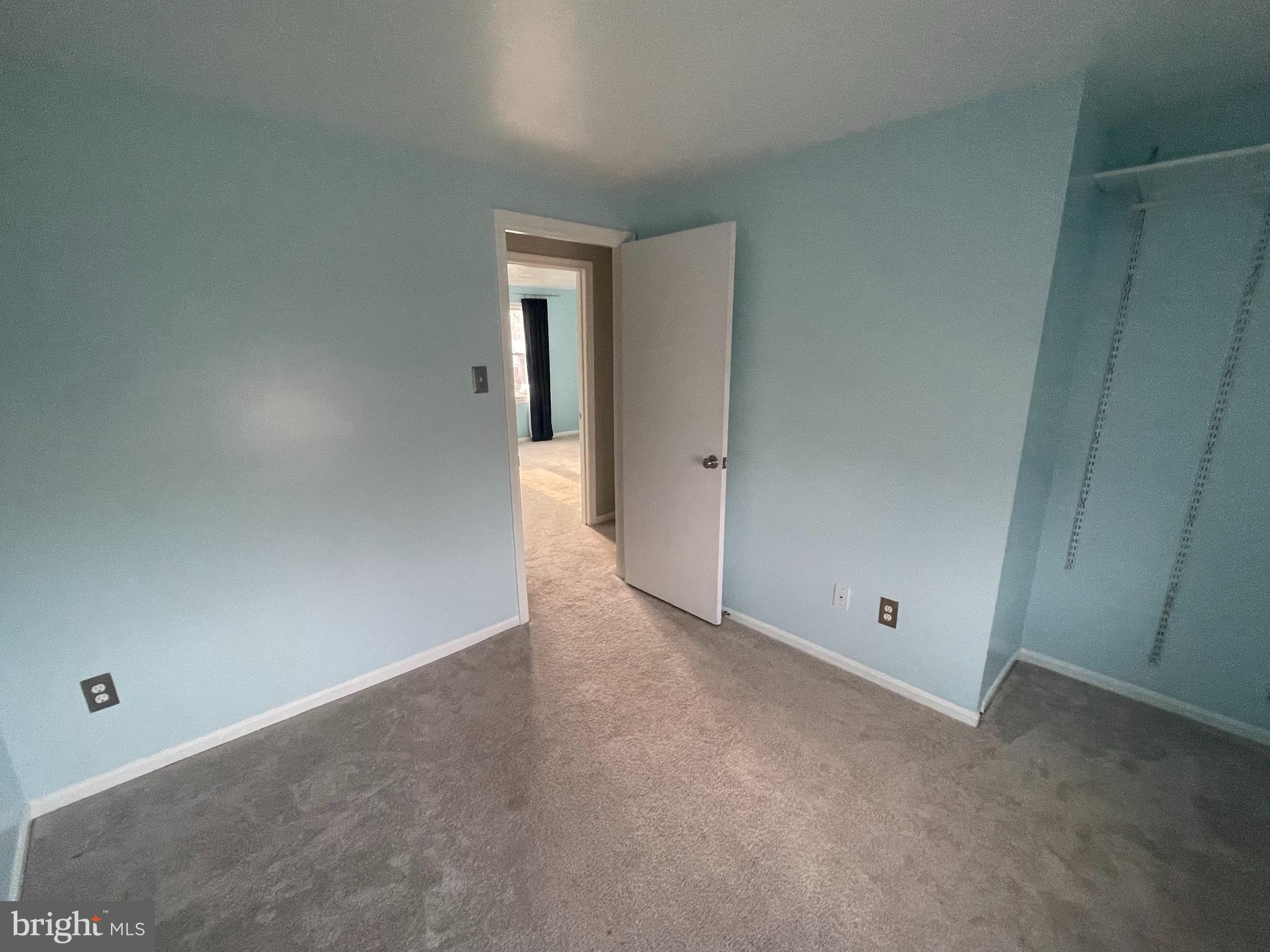 FOX MILL ESTATES - Residential Lease