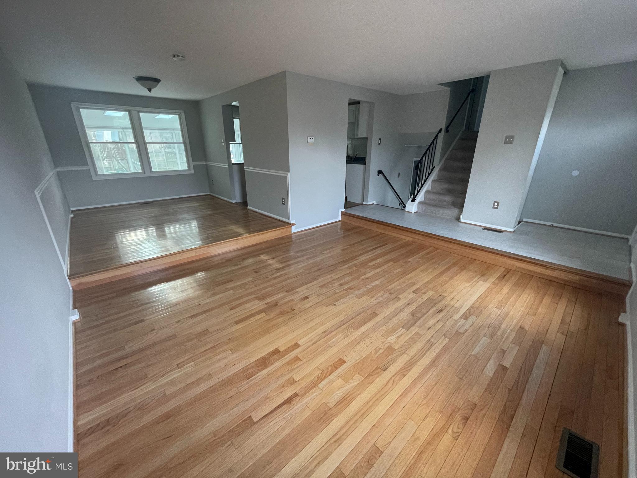 FOX MILL ESTATES - Residential Lease