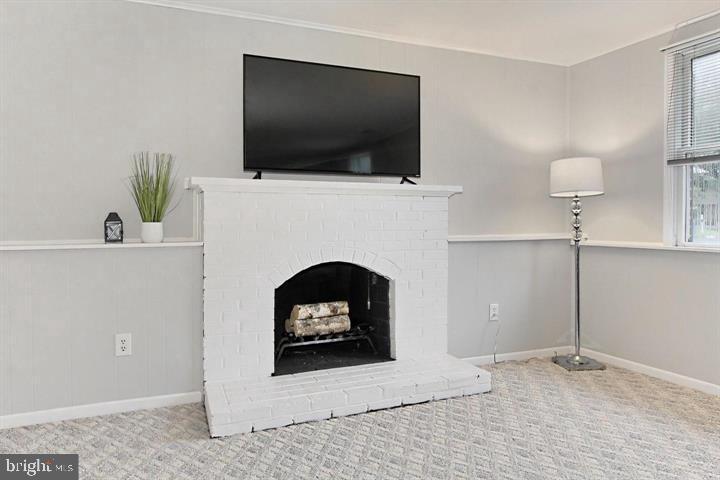 FOX MILL ESTATES - Residential Lease