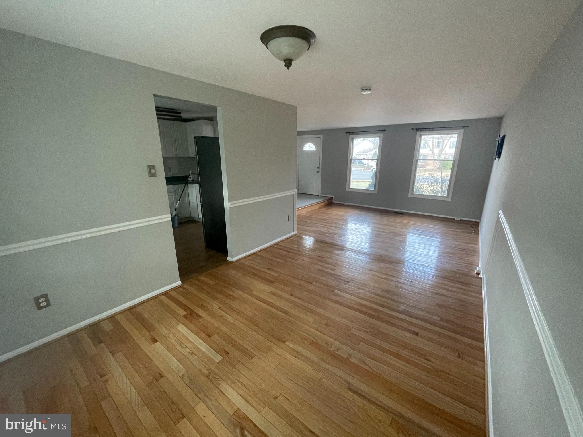 FOX MILL ESTATES - Residential Lease