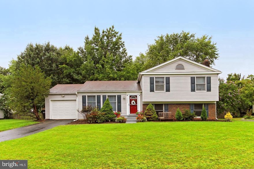 Spacious 3-Bedroom, 3-Bath Home in Fox Mill Community

Nestled on an oversized cul-de-sac lot, this beautifully maintained home offers comfort and convenience in a sought-after Fairfax County neighborhood. The property features a fully fenced backyard, perfect for outdoor enjoyment, and a screened-in back porch for relaxing evenings.

Inside, you'll find natural oak hardwood floors in the living room, a cozy gas stove, and a modern kitchen with stainless steel appliances. The primary suite boasts a refreshed vanity in the en-suite bath, while the updated hall bath includes a luxurious jetted tub.

The finished lower level offers a versatile recreation room with a wood-burning fireplace, a laundry room, and direct backyard access. Additional updates include a new roof and insulated windows, ensuring energy efficiency and peace of mind.

Located near Reston Town Center, Dulles Airport, shopping, and dining, this home is also part of a top-rated school district. Long-term lease preferred; no pets allowed.