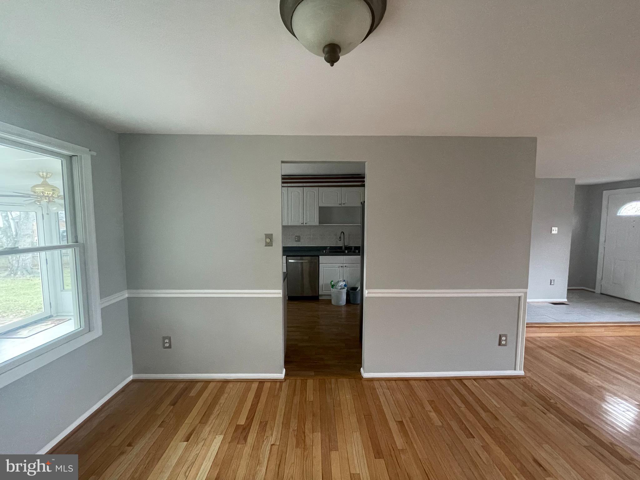 FOX MILL ESTATES - Residential Lease