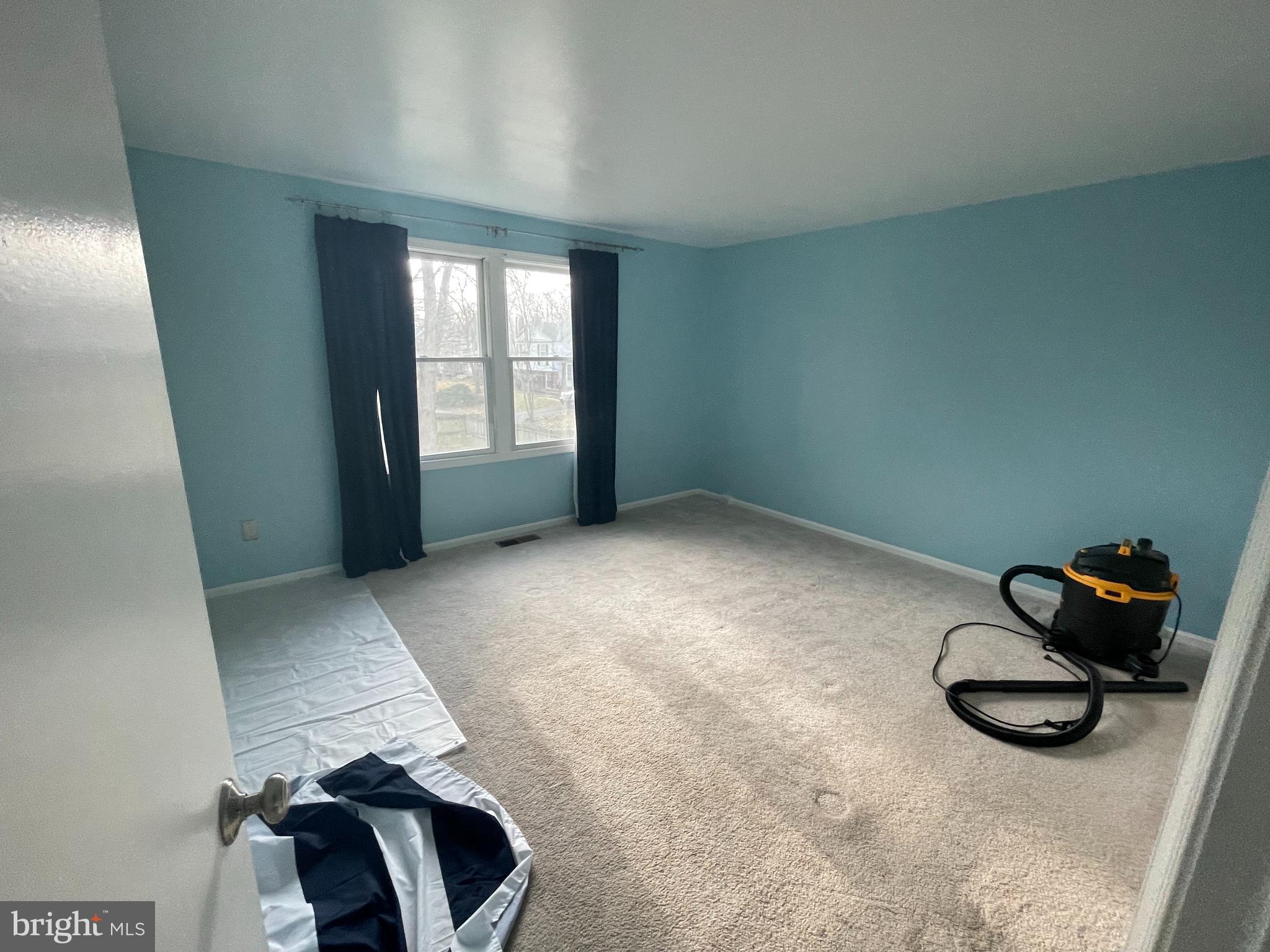 FOX MILL ESTATES - Residential Lease