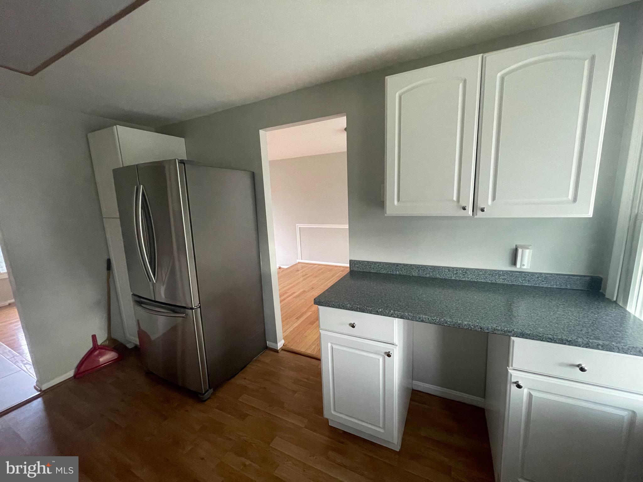 FOX MILL ESTATES - Residential Lease