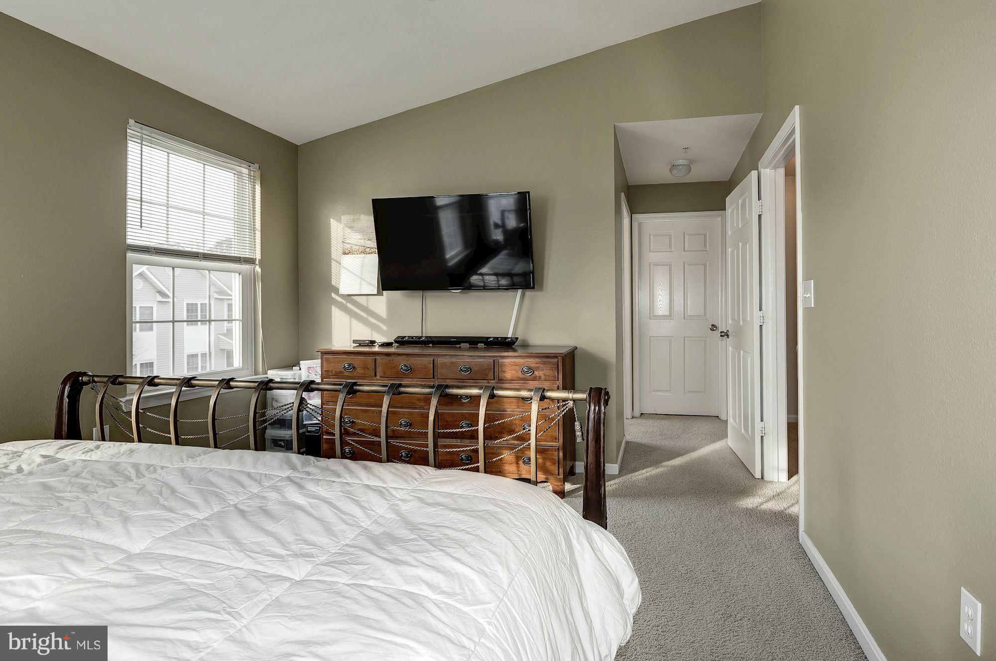 GATES OF FAIR LAKES - Residential