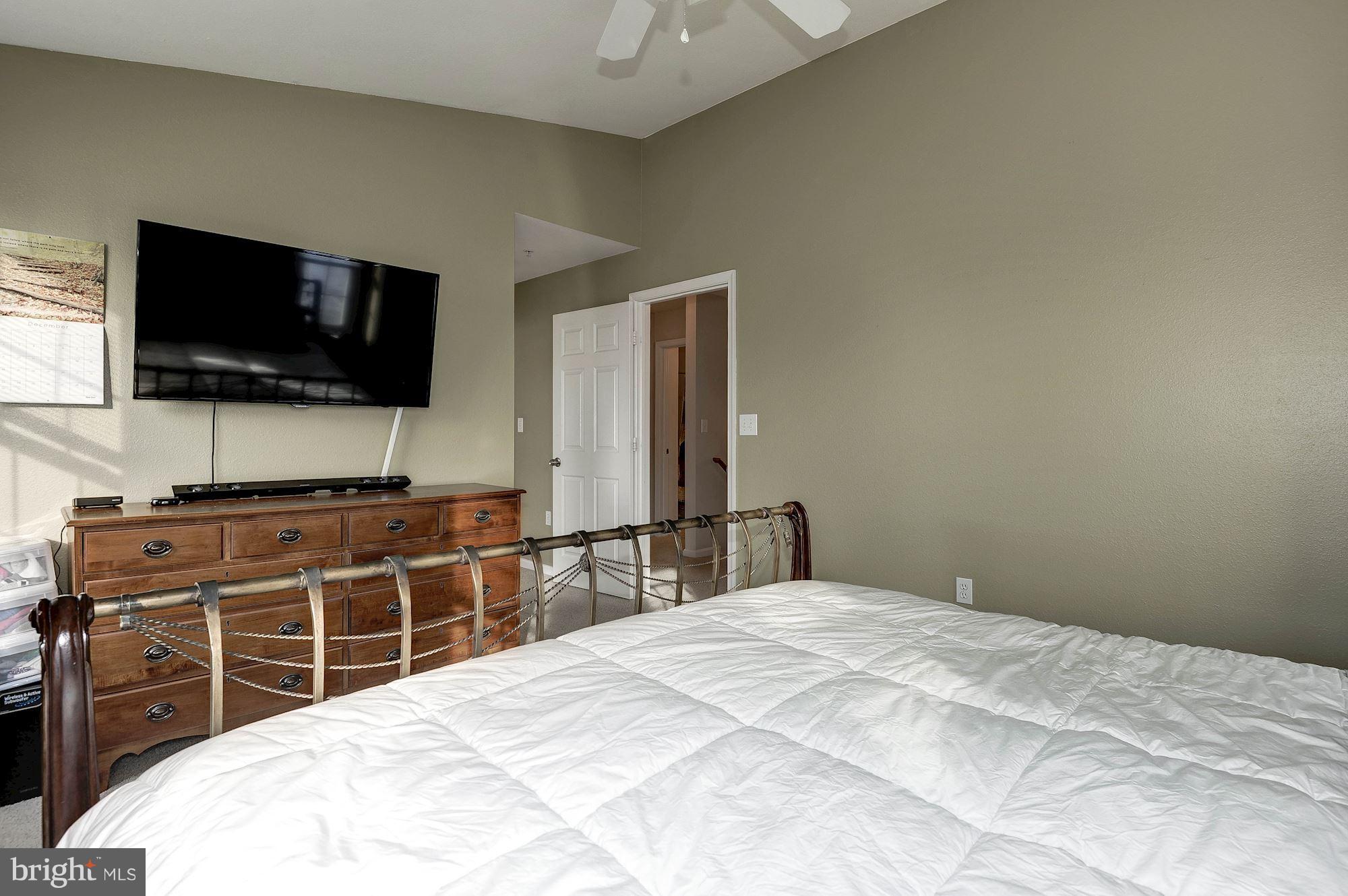 GATES OF FAIR LAKES - Residential