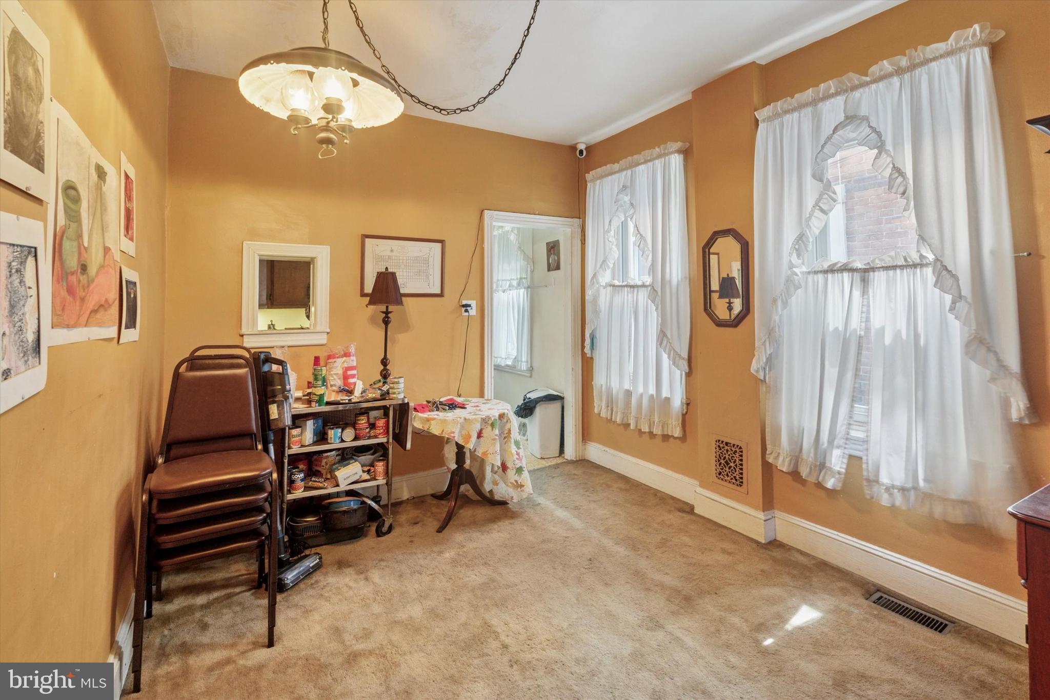 FRANKFORD - Residential