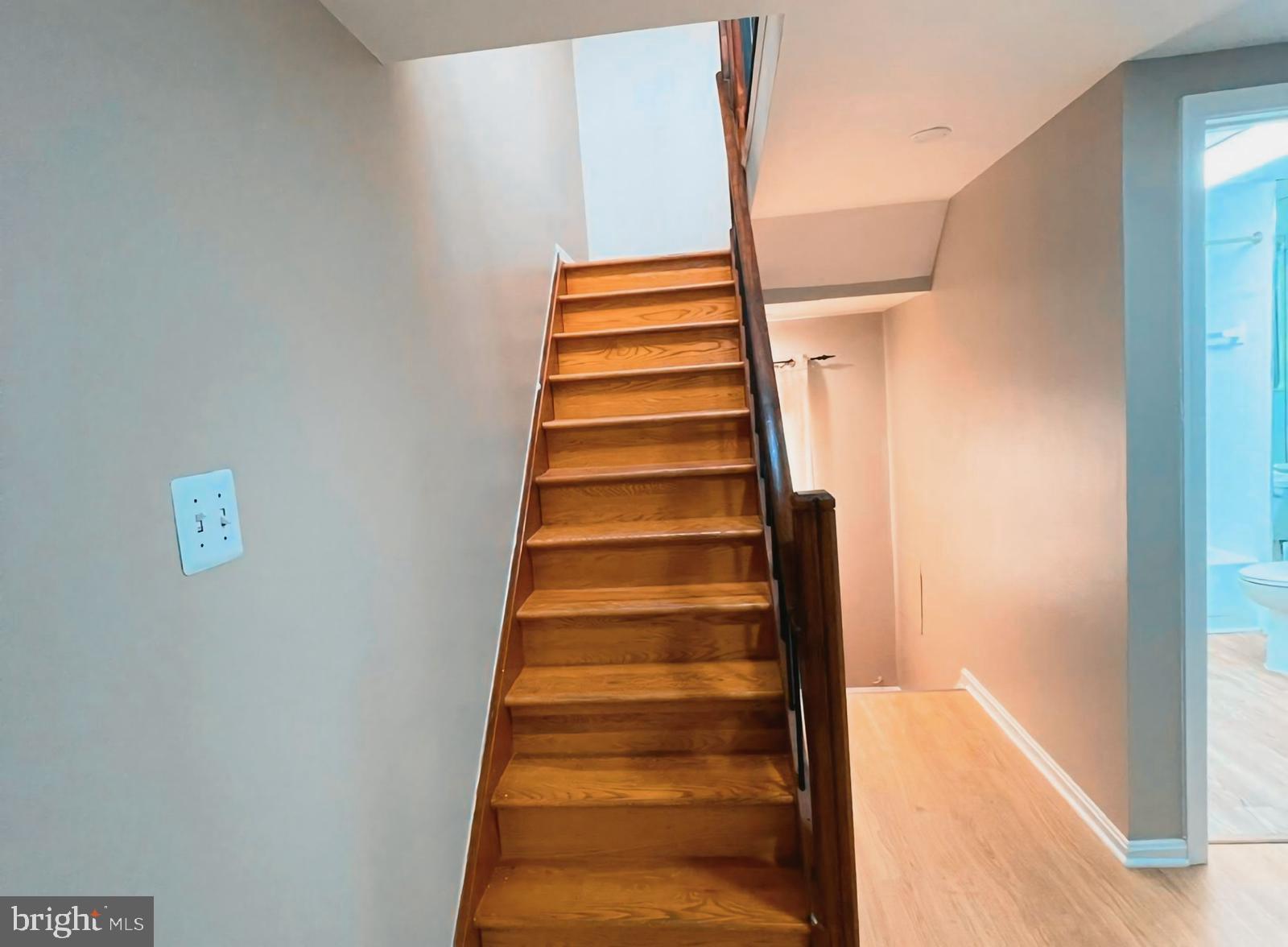 UPTON - Residential Lease