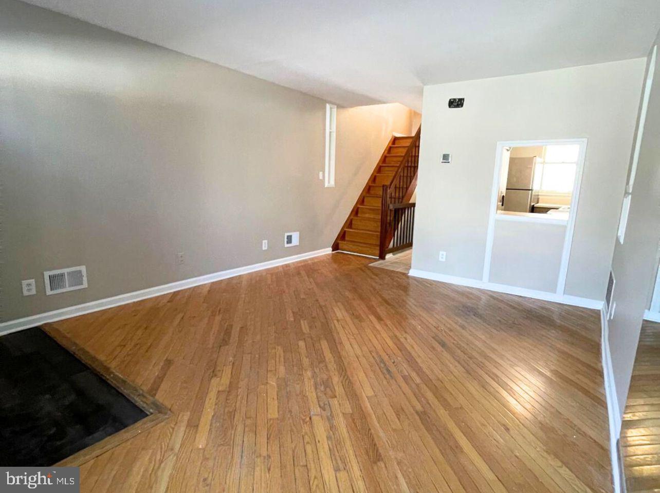 UPTON - Residential Lease