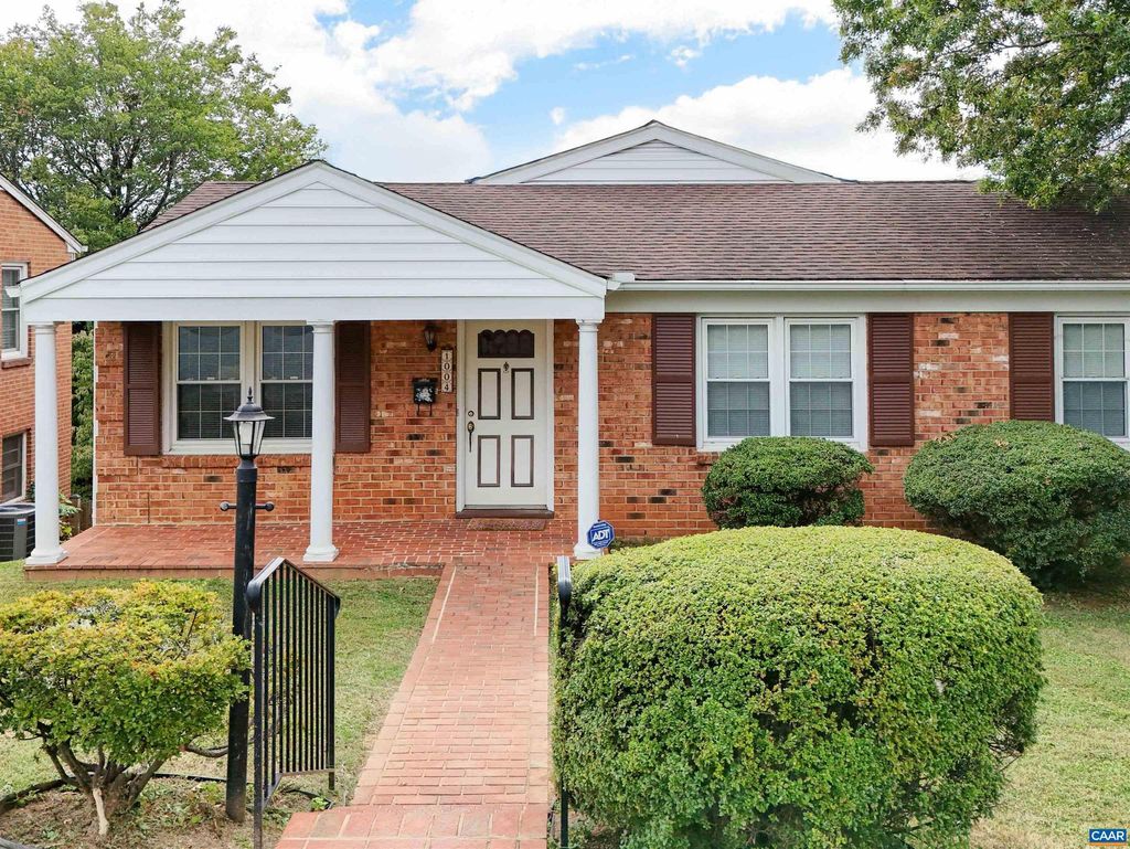 Photo of 1004 Coleman St, CHARLOTTESVILLE, VA 22901 (MLS # 669171)