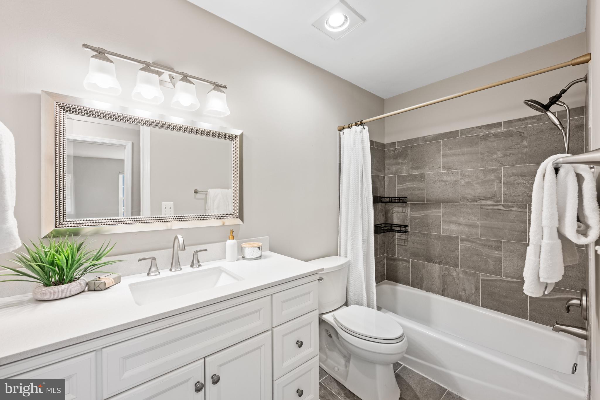 SPOUT RUN TERRACE - Residential