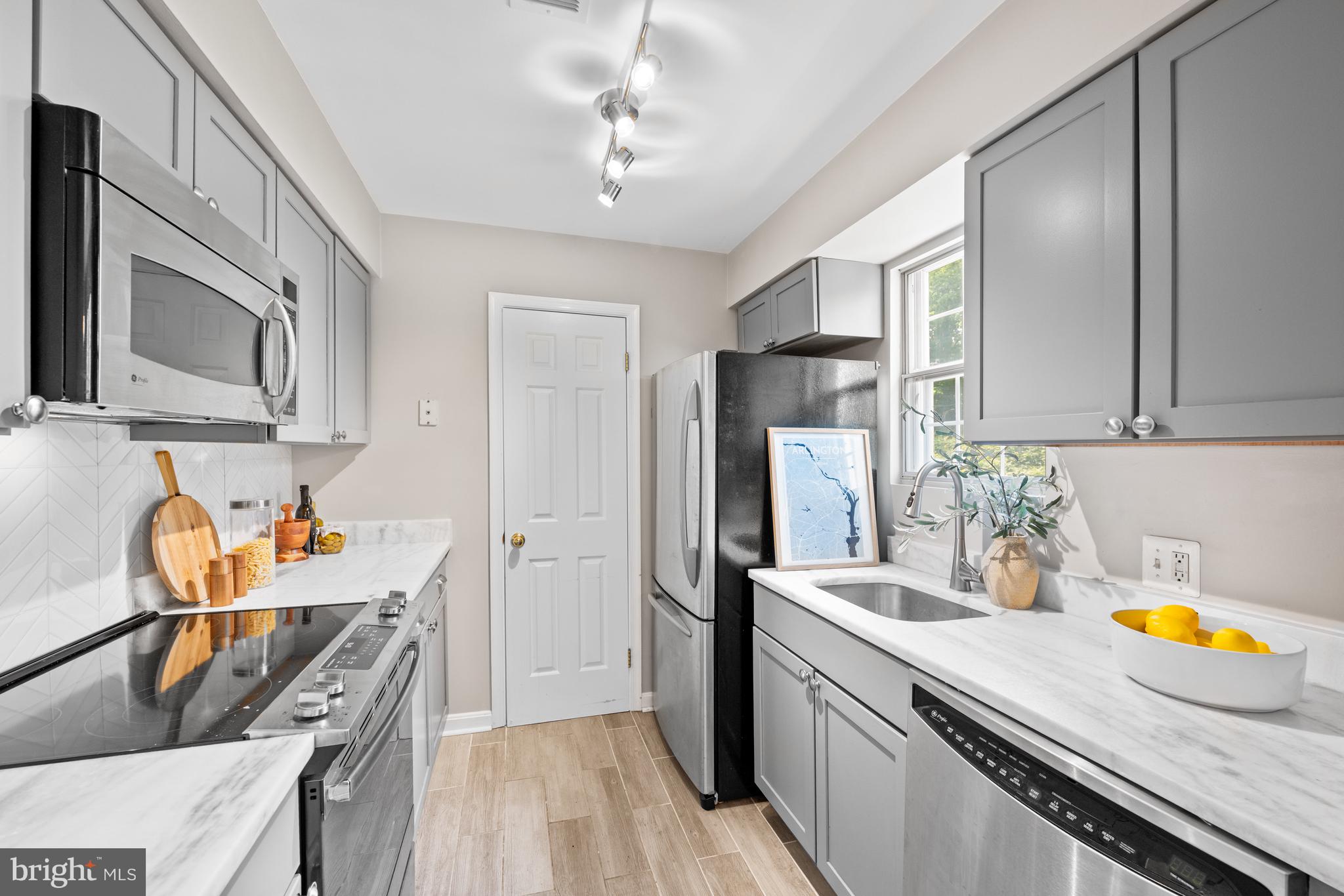 SPOUT RUN TERRACE - Residential