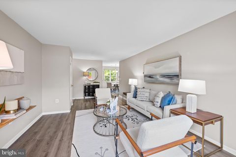 2050 N CALVERT STREET 410 ARLINGTON VA 22201