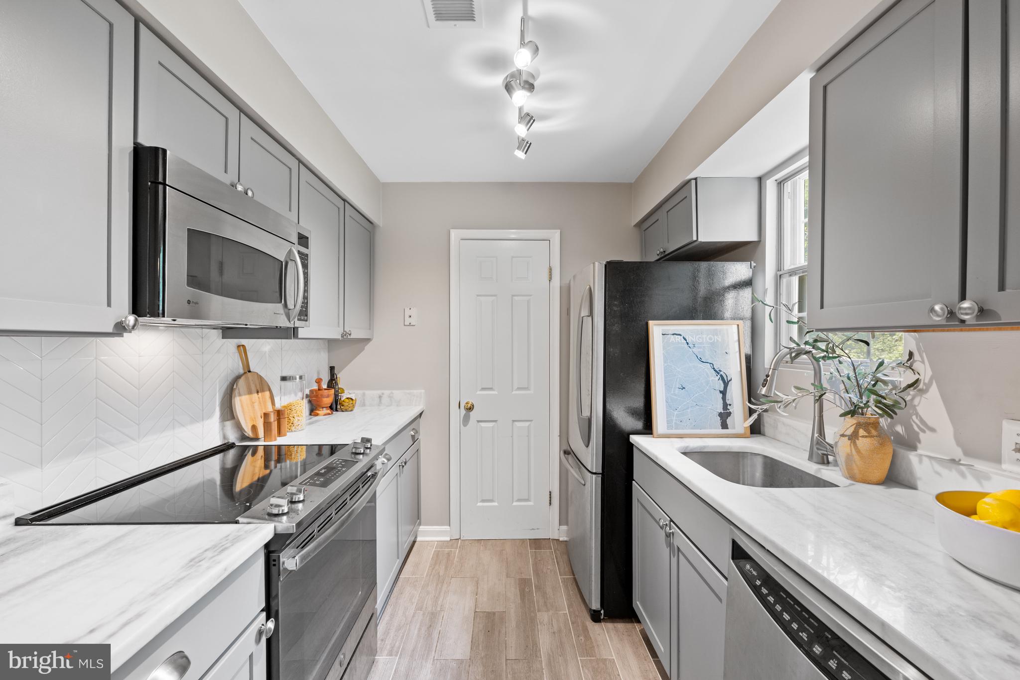 SPOUT RUN TERRACE - Residential