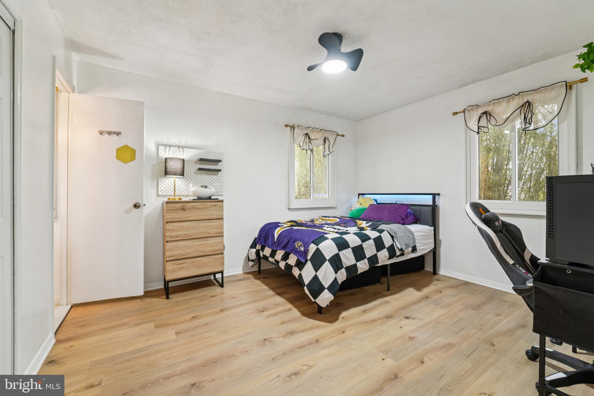 OAKLAND MILLS - Residential