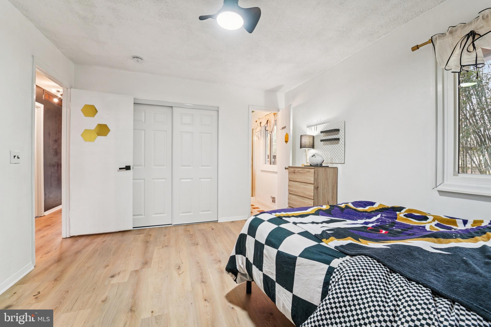 OAKLAND MILLS - Residential