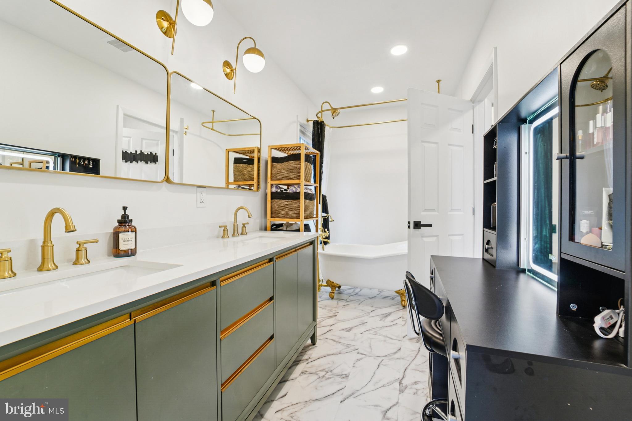 5211 THUNDER HILL ROAD