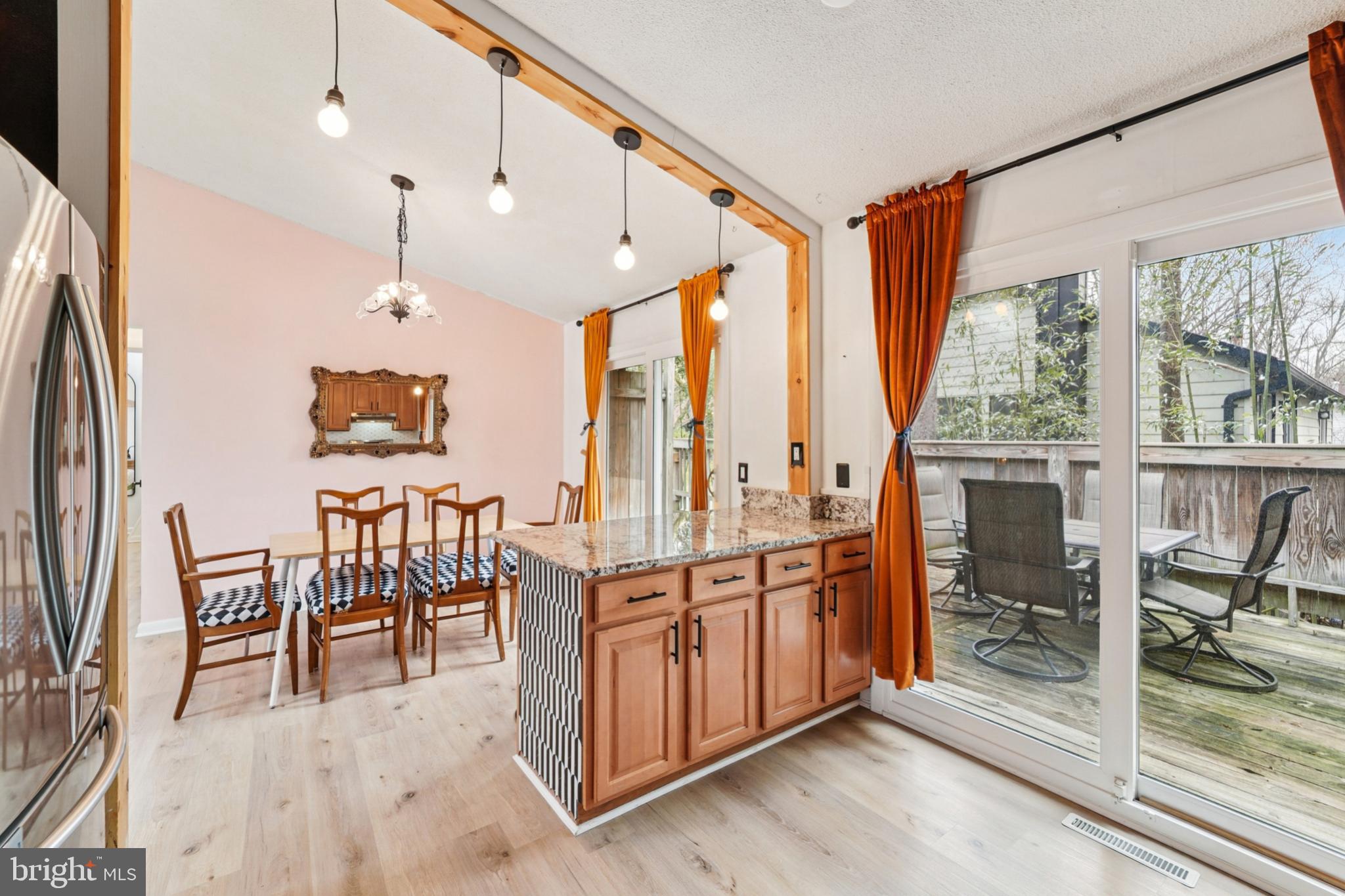 OAKLAND MILLS - Residential