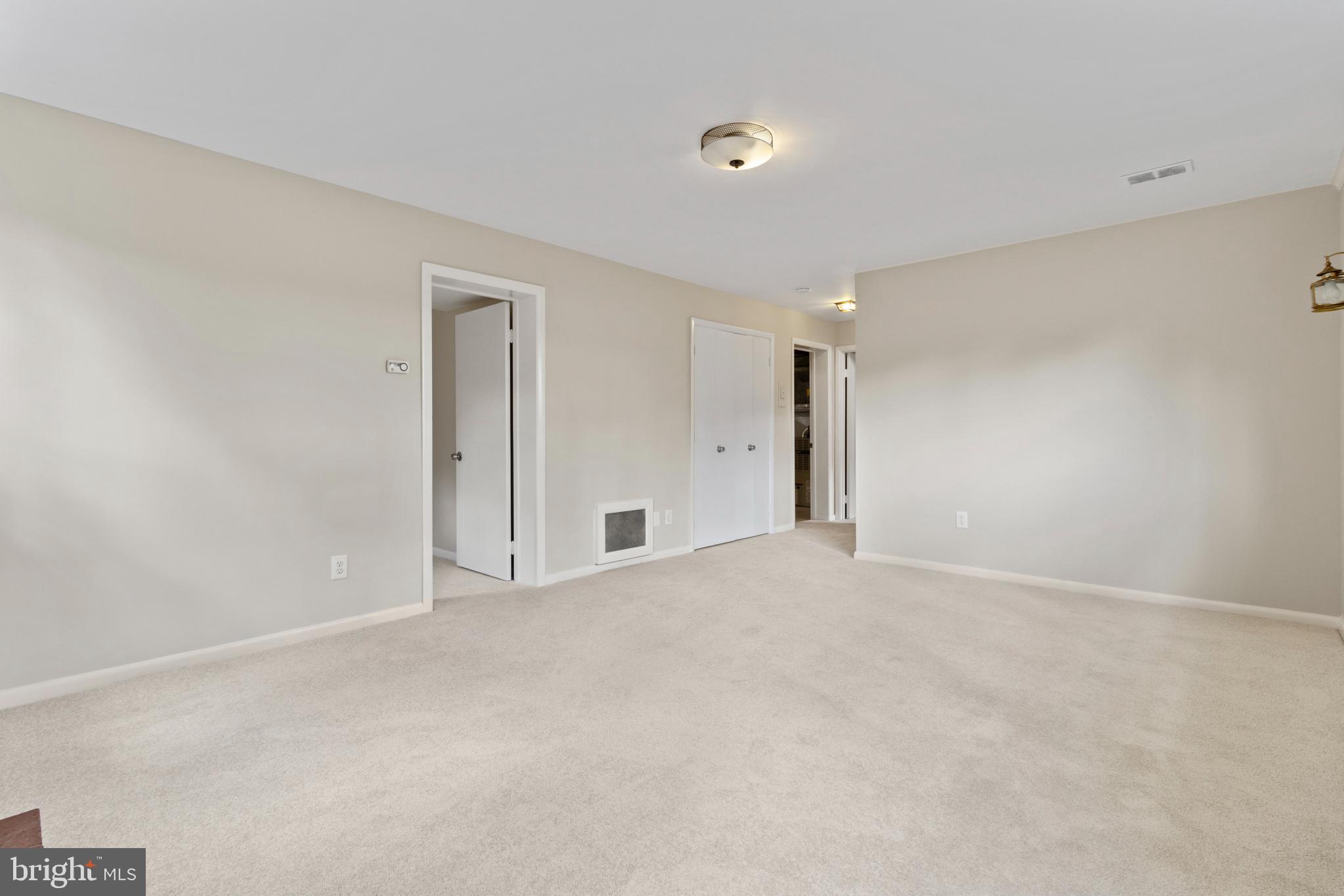 FOREST GROVE - Residential Lease