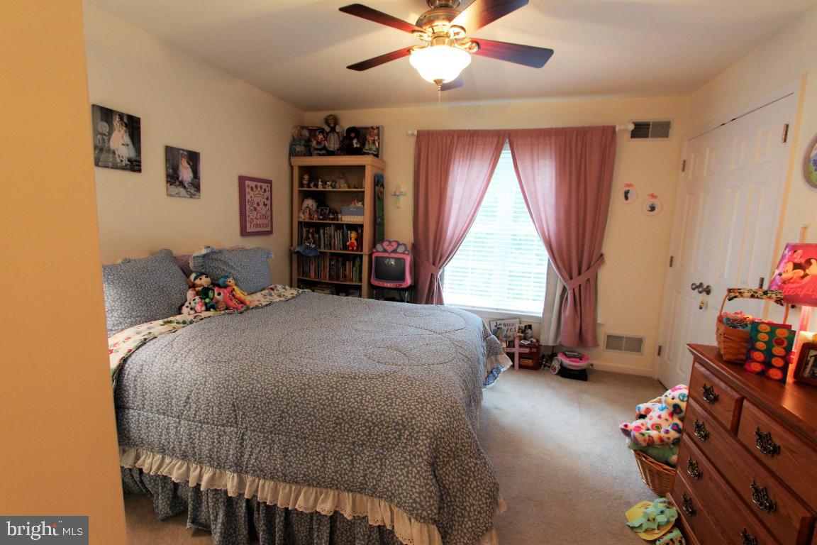 BUCK RUN ESTATES - Residential Lease