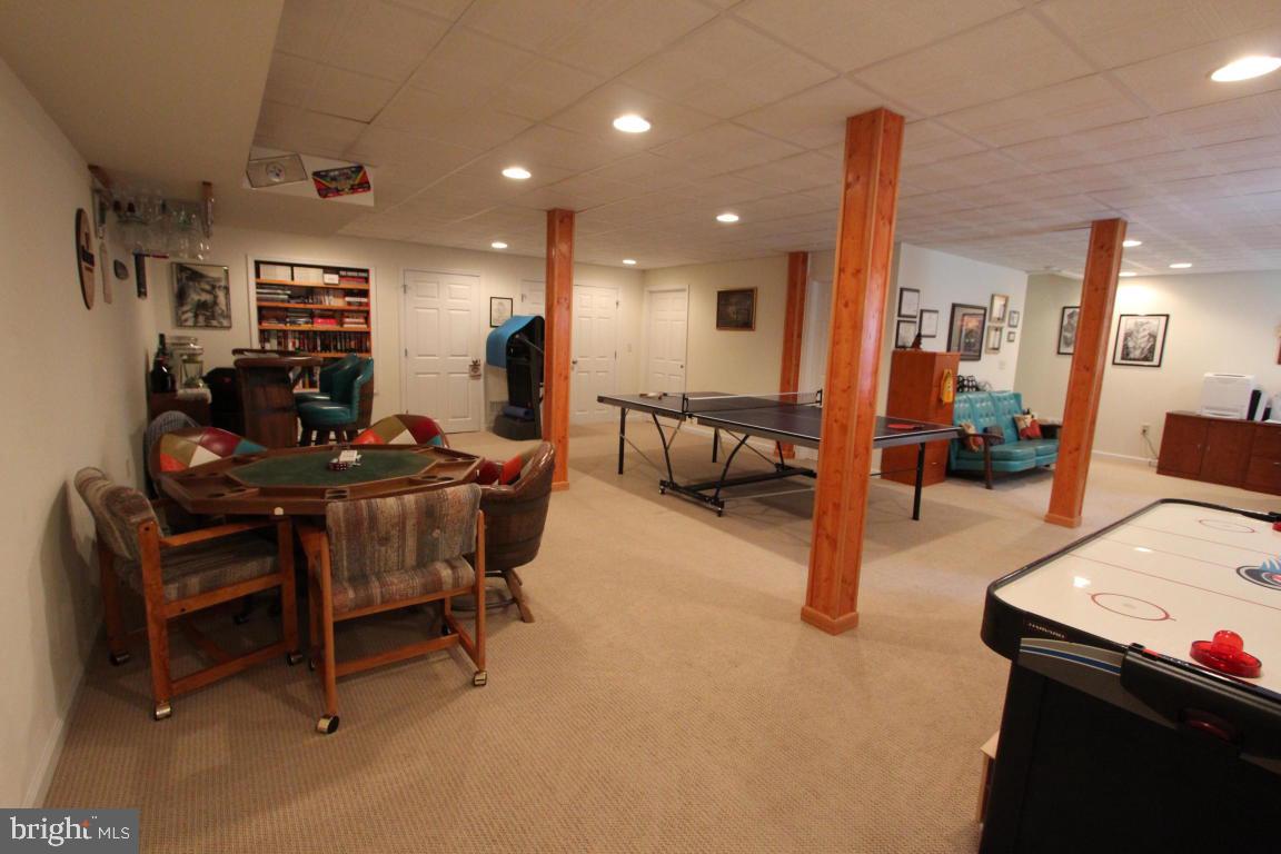 BUCK RUN ESTATES - Residential Lease