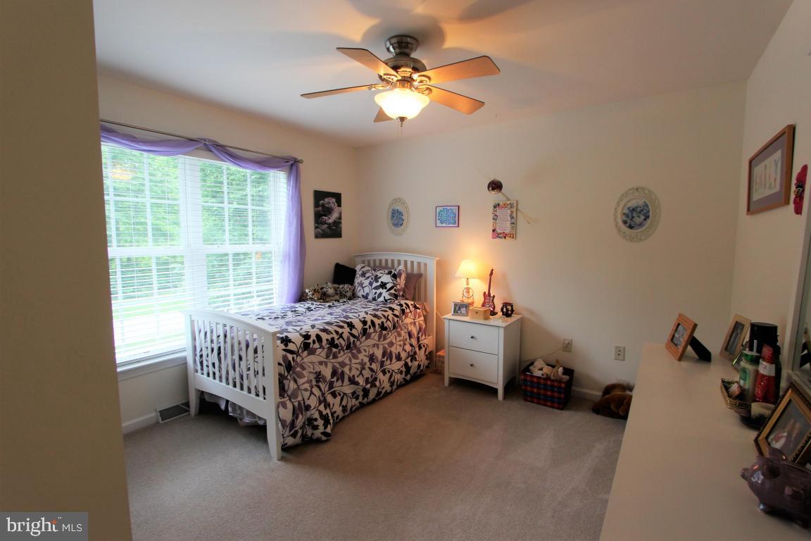 BUCK RUN ESTATES - Residential Lease