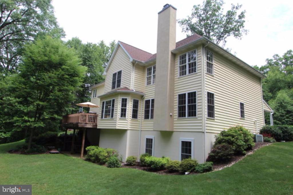BUCK RUN ESTATES - Residential Lease