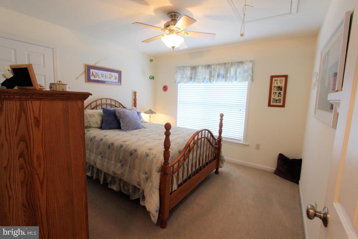 BUCK RUN ESTATES - Residential Lease
