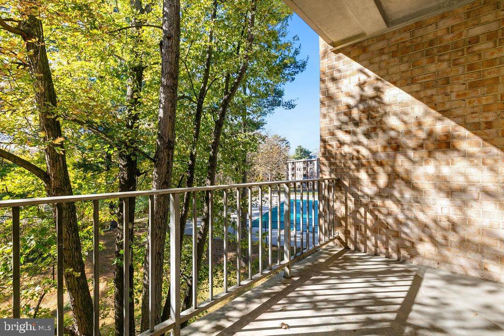 FAIRWAYS - Residential