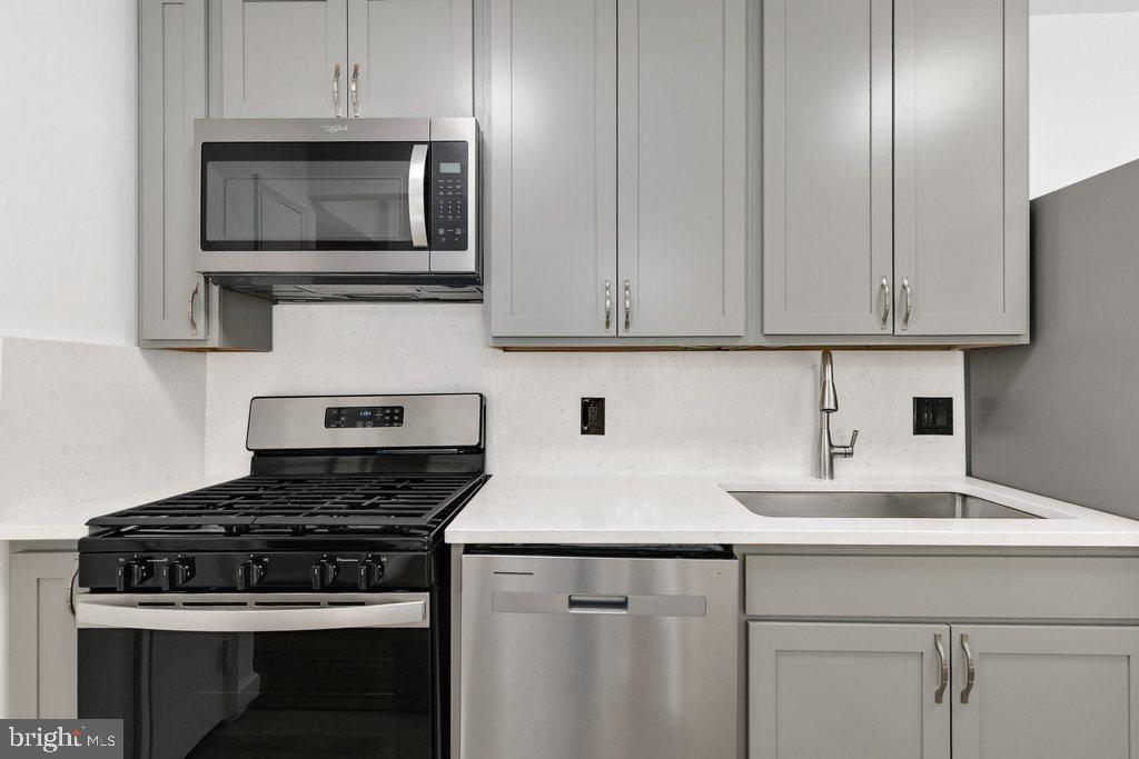 FAIRWAYS - Residential