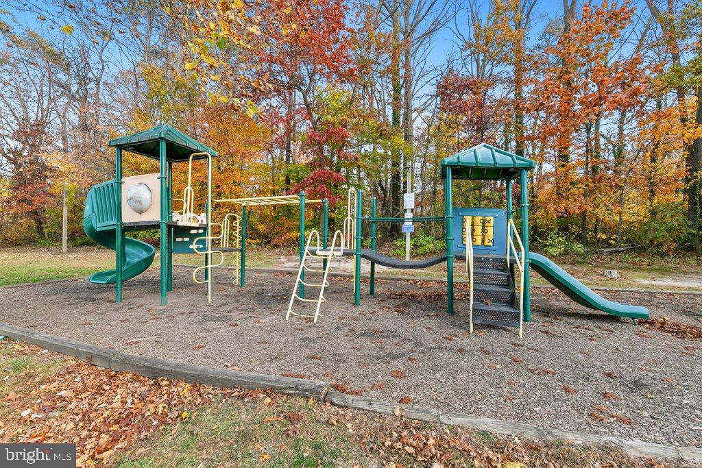 FAIRWAYS - Residential