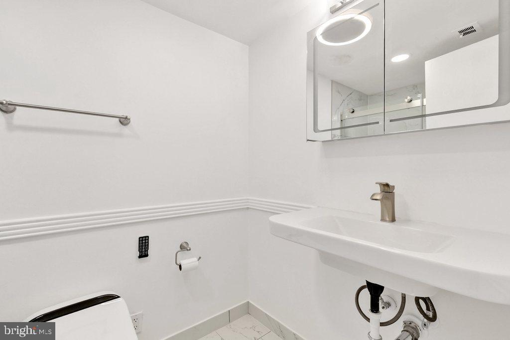 FAIRWAYS - Residential