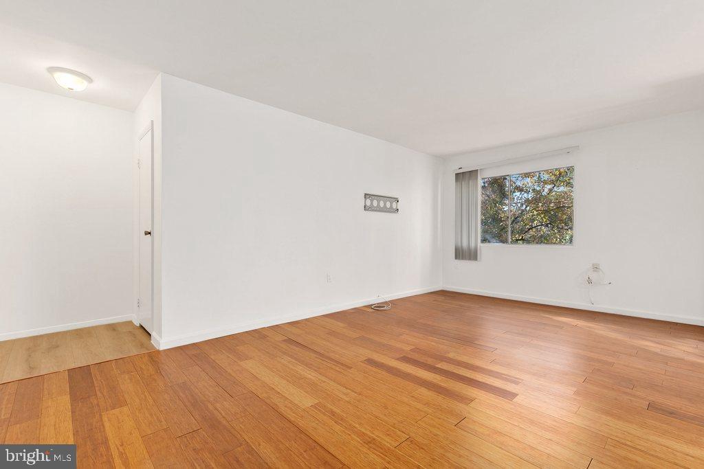 FAIRWAYS - Residential