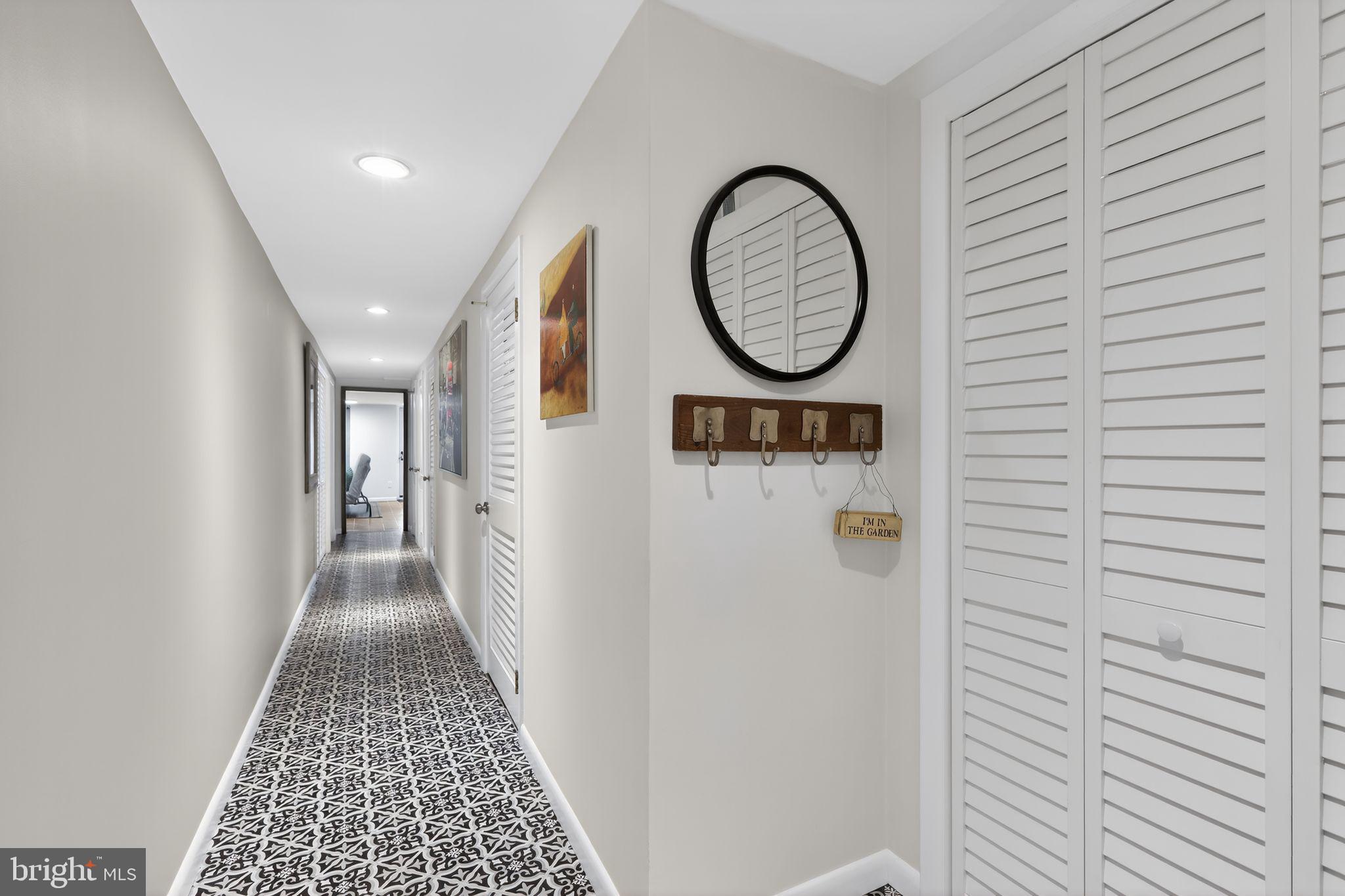 ROXBOROUGH - Residential